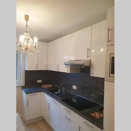Schone 2-zimmerwohnung 60 M2 Appartement *